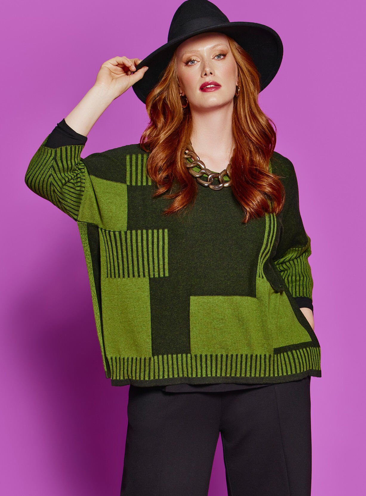 BOLD KNITS