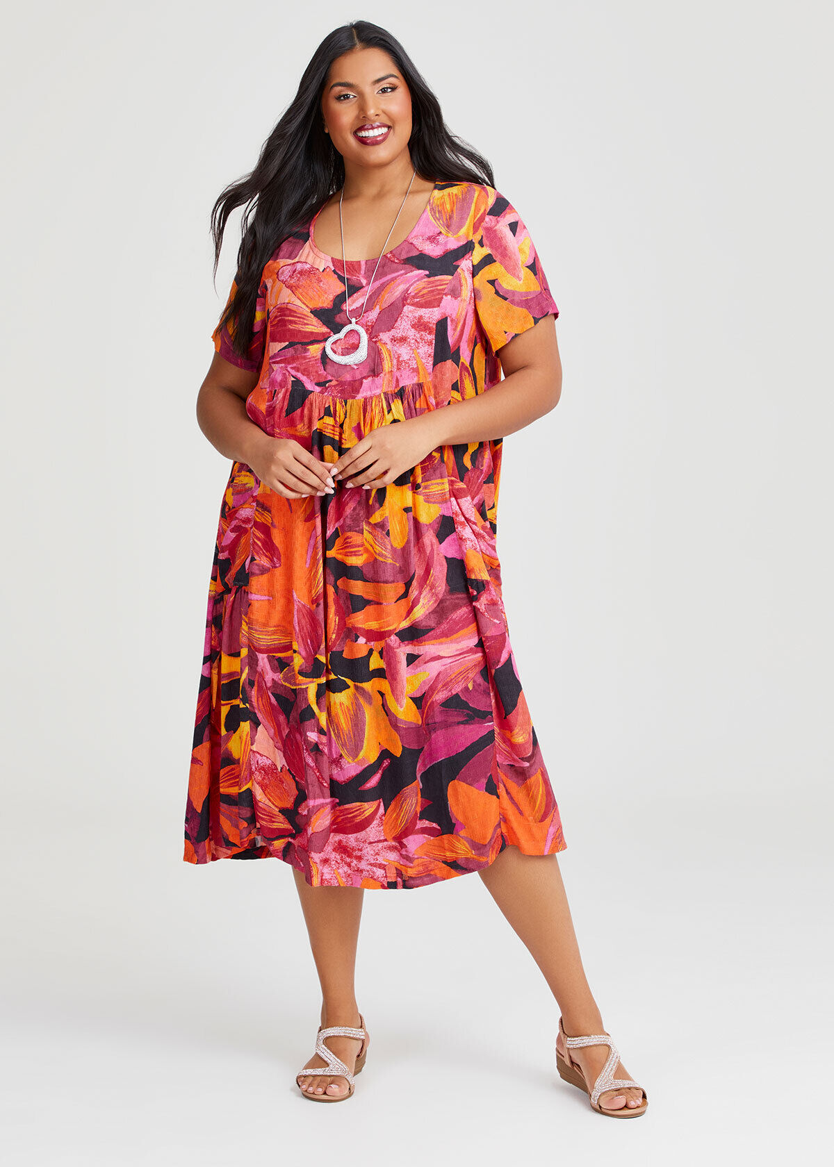 Plus size cocktail dress with pockets discount