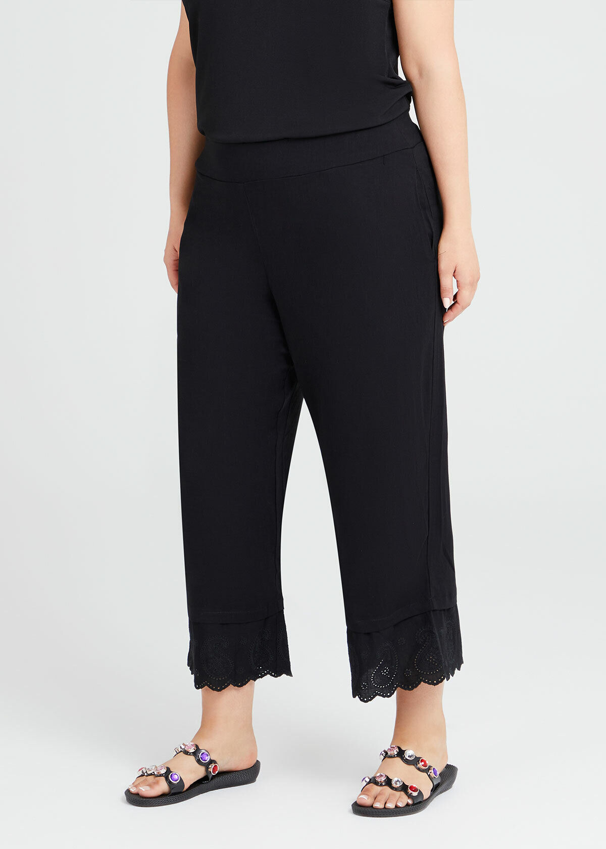 Natural Crop Pant With Lace Hem in 