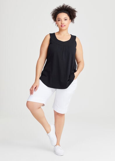 Plus Size Editorial Everyday Short