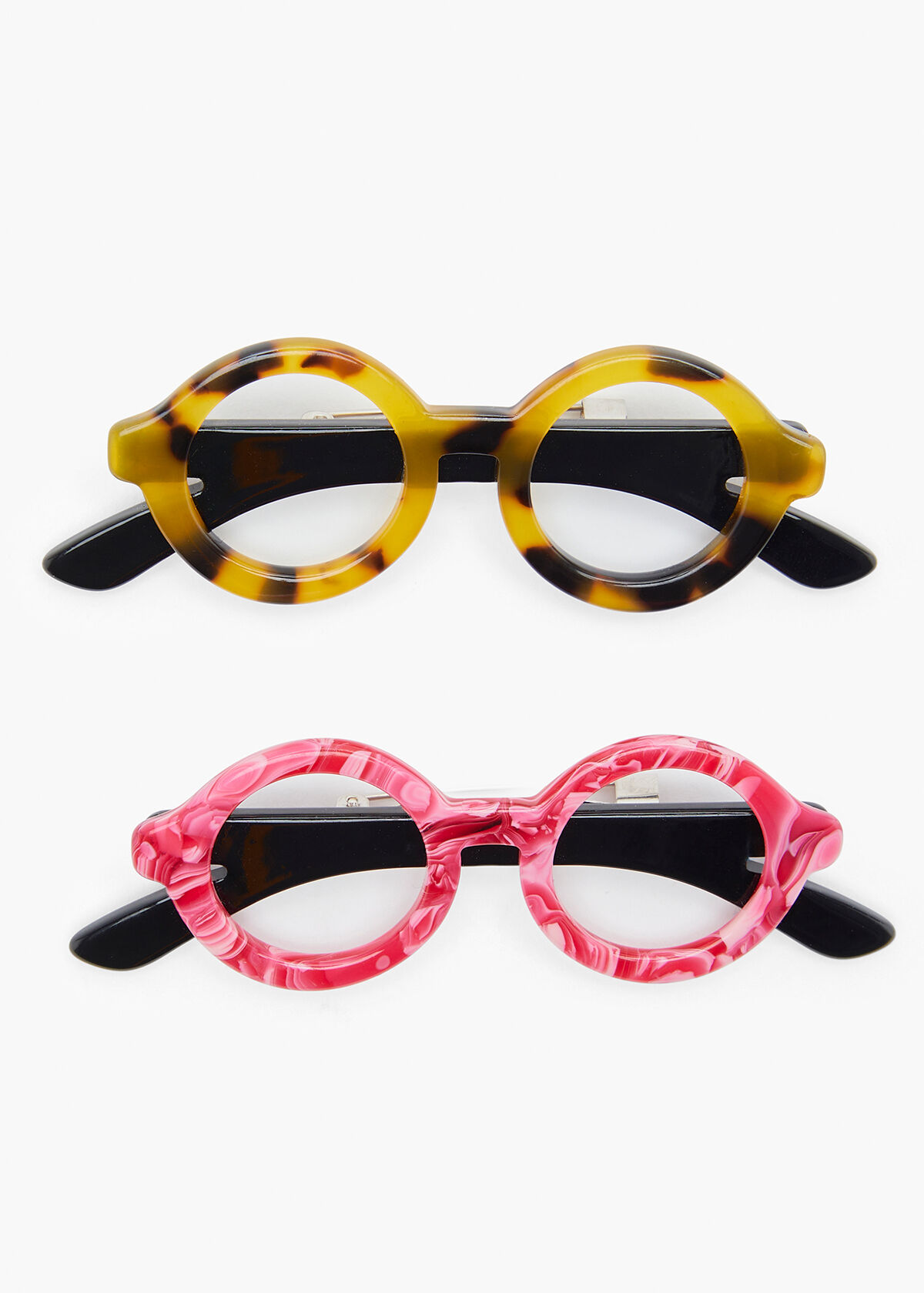 Glasses brooch 2025