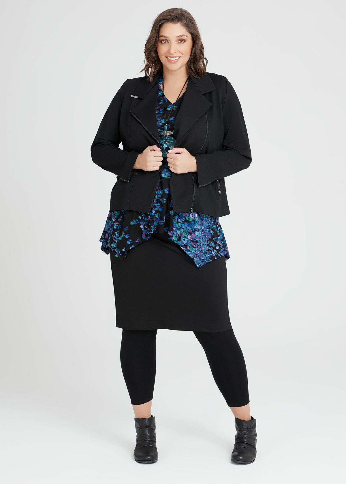 Bamboo Ponte Ivy Skirt in Black in 