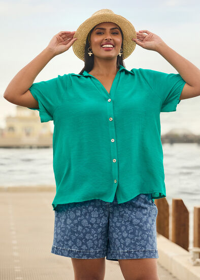 Plus Size Natural Collared Button Shirt