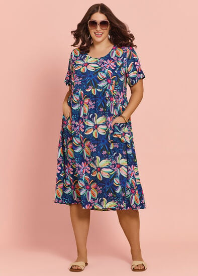 Plus Size Ettavee Flowers Pocket Dress