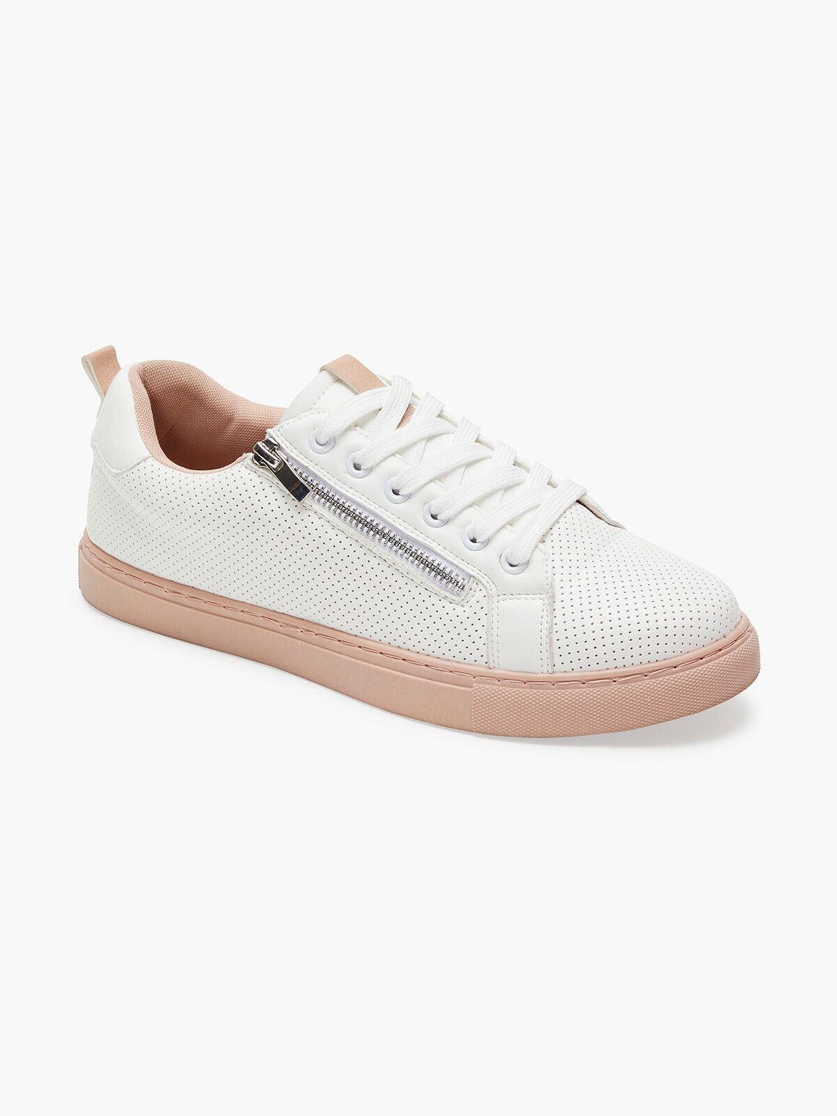 Essential sneakers store