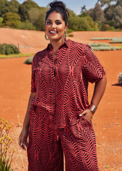 Plus Size Natural Geo Swirl Shirt