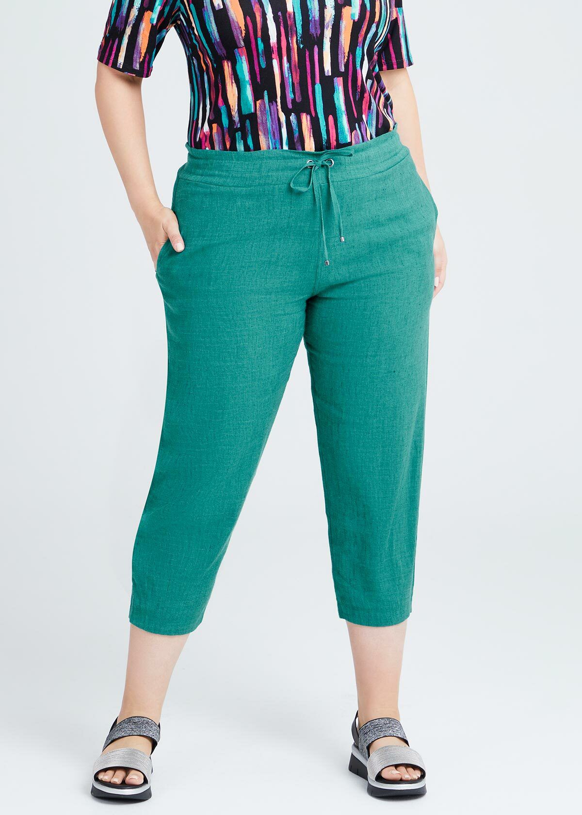 Shop Linen Stretch Essie Crop Pant in 