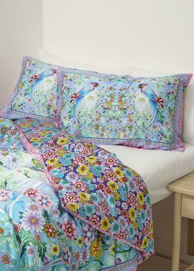 Plus Size Catalina Reversible Queen Quilt Cover Set