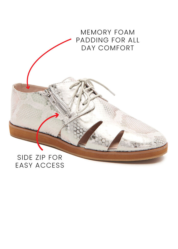 Georgie Cut Out Brogue, , hi-res