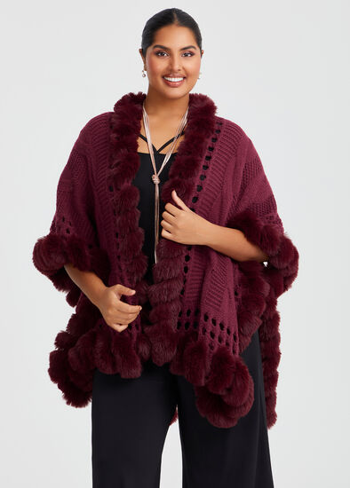 Detailed Fur Cape