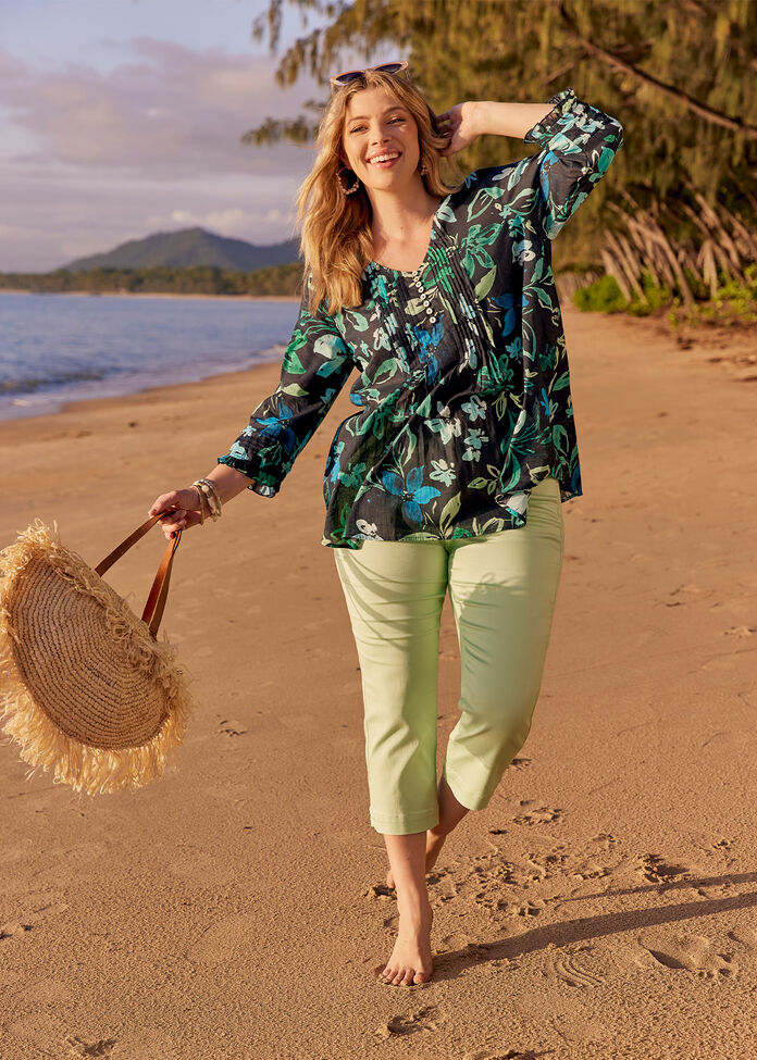 The Crop Luxe Looker, , hi-res