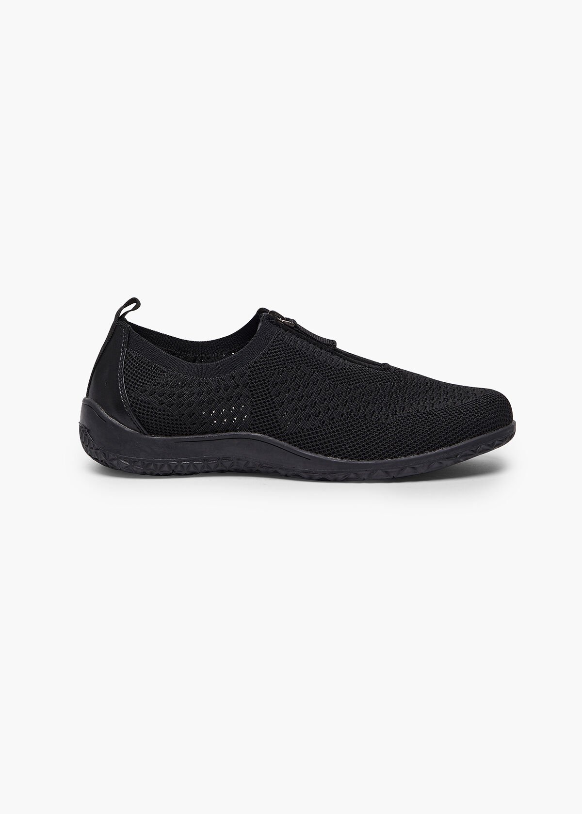Sneakers with zipper outlet front