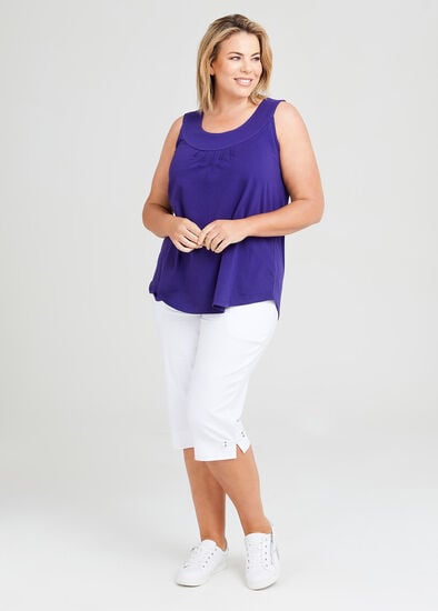Plus Size Editorial Essential Short