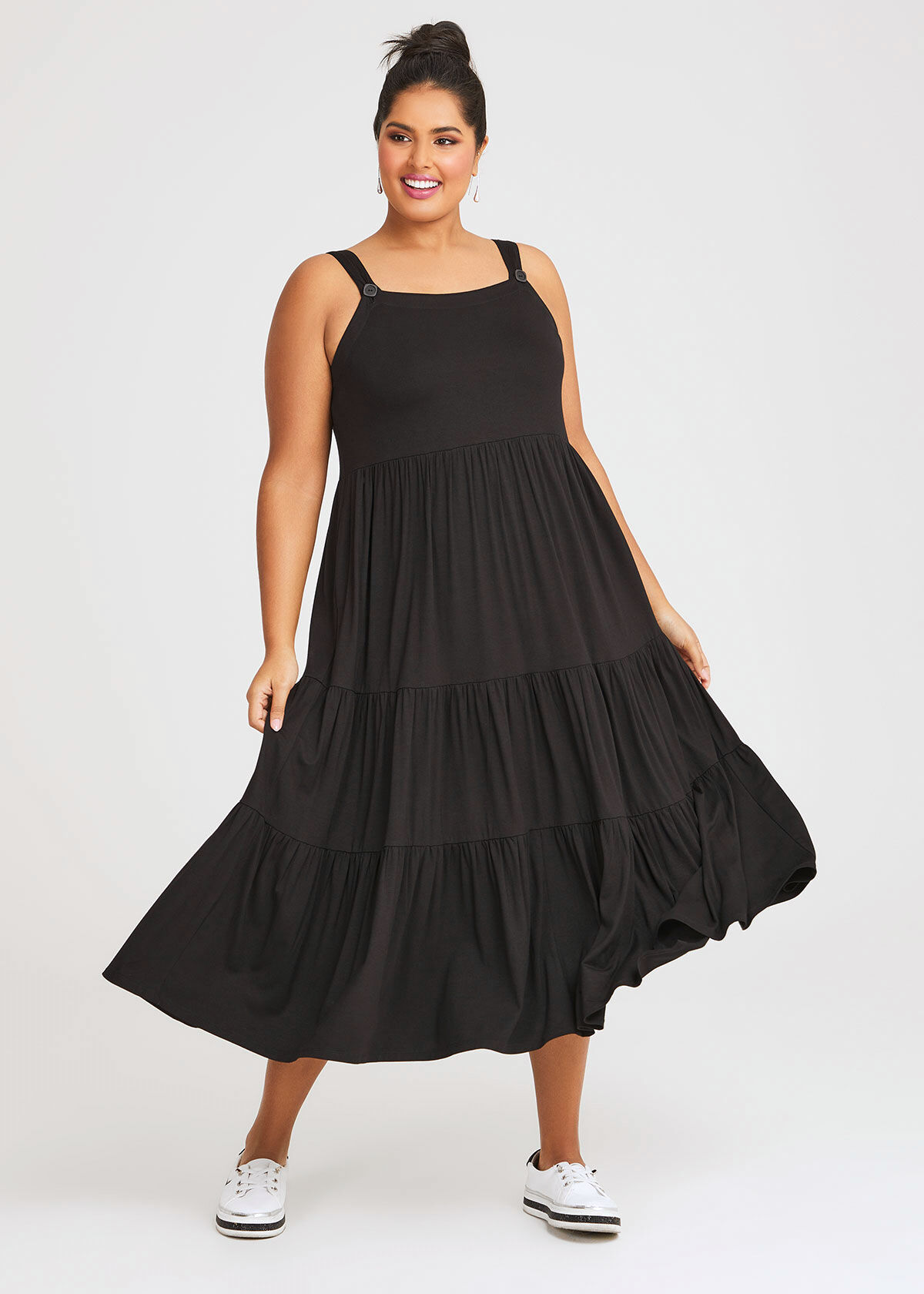 Black pinafore dress plus size 2025