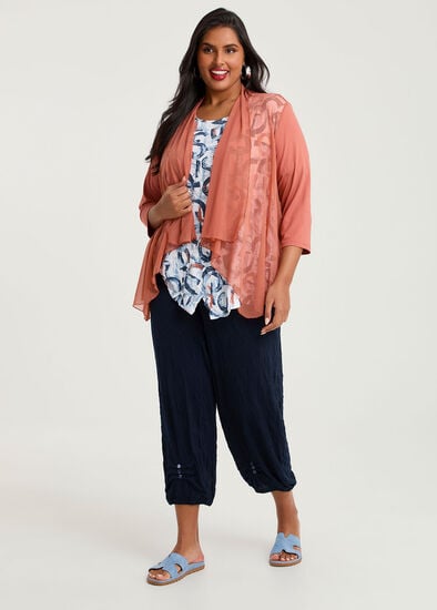 Plus Size Crush Tuck Lantern Crop Pant