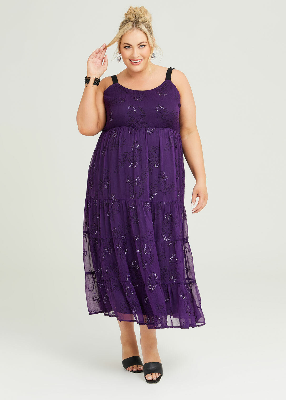 Taking shape deals cocktail dresses