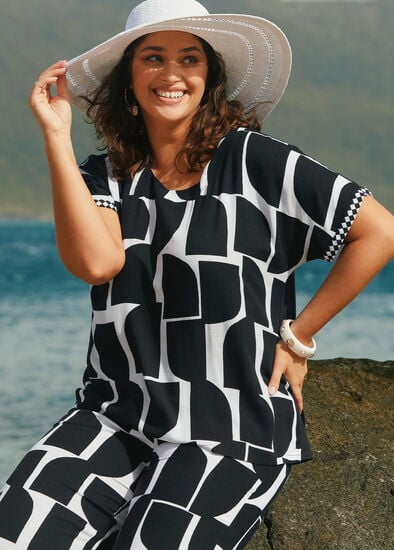 Plus Size Natural Monochrome Knit Back Top