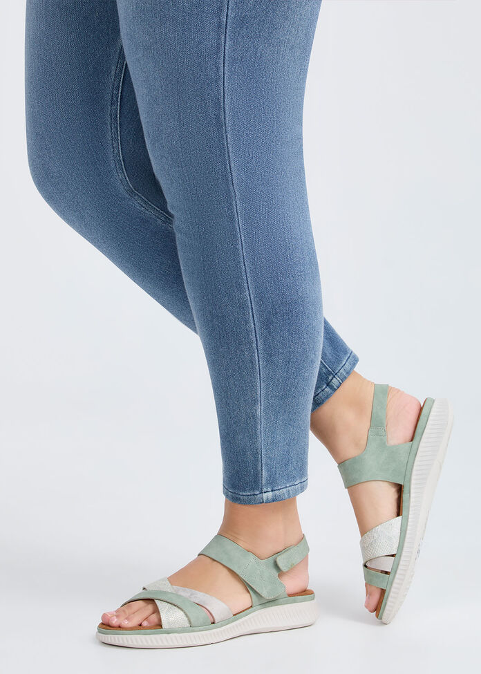 Nevis Flex Sandal, , hi-res