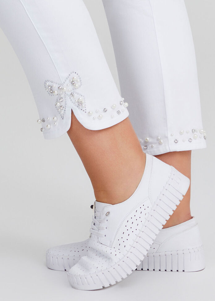 Shop Plus Size Curved Hem Pearl Denim Jean in White Sizes 1230