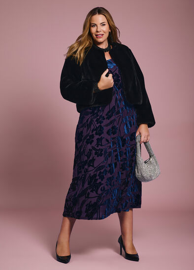 Plus Size Bouquet Velvet Outfit