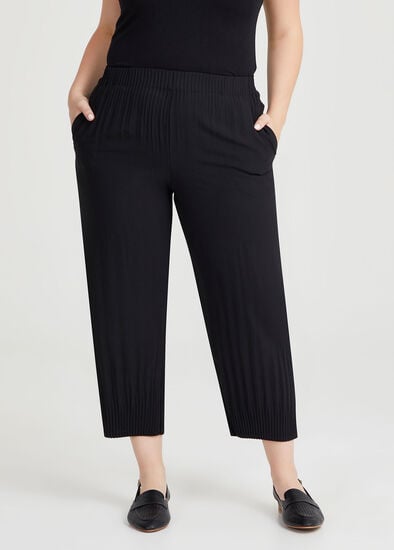 Plus Size Pleat Hem Crop Pant