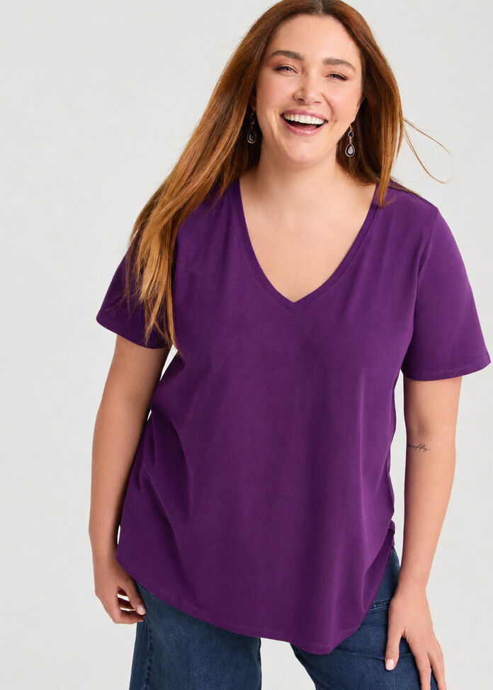 Good Earth Australian Cotton V-neck T-shirt, , hi-res