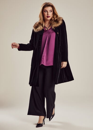 Plus Size Luxe Velvet Coat With Fur Collar