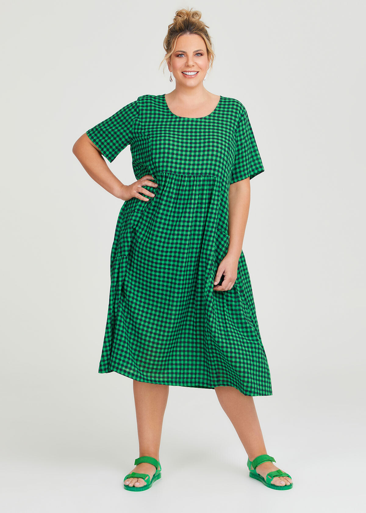 Shop Plus Size Cotton Blend Gingham Dress in Green Taking Shape NZ