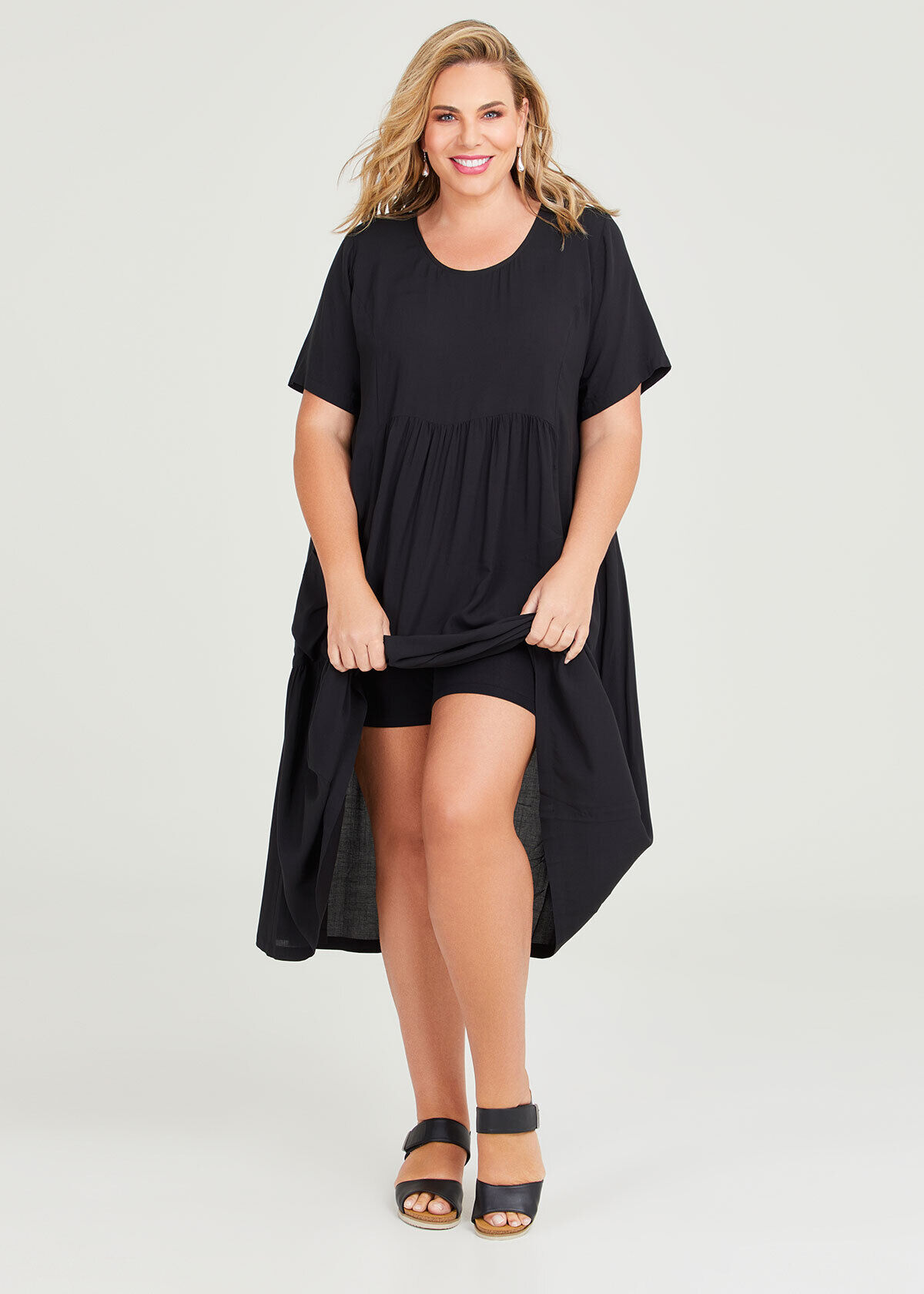 Plus size swing store dress with pockets