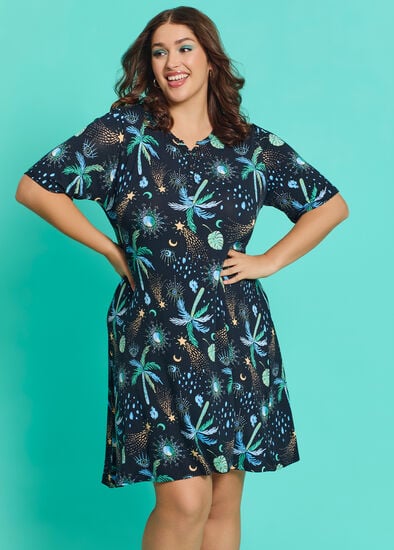 Plus Size Ettavee Palm Nightie