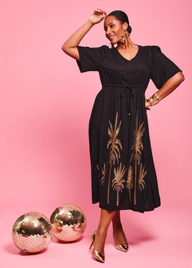 Plus Size Natural Glam Embroidery Maxi Dress