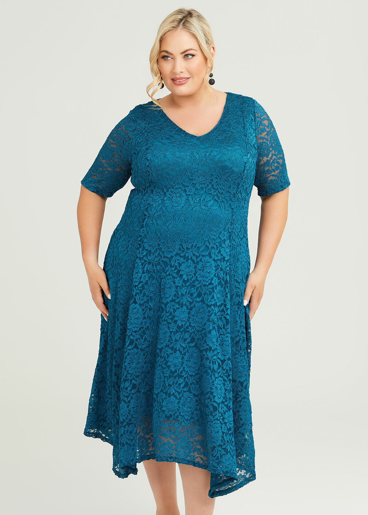 Green lace dress plus size outlet