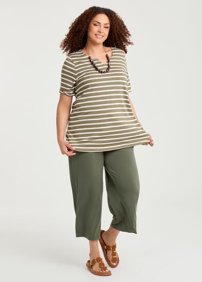 Plus Size Pull On Crop Culotte