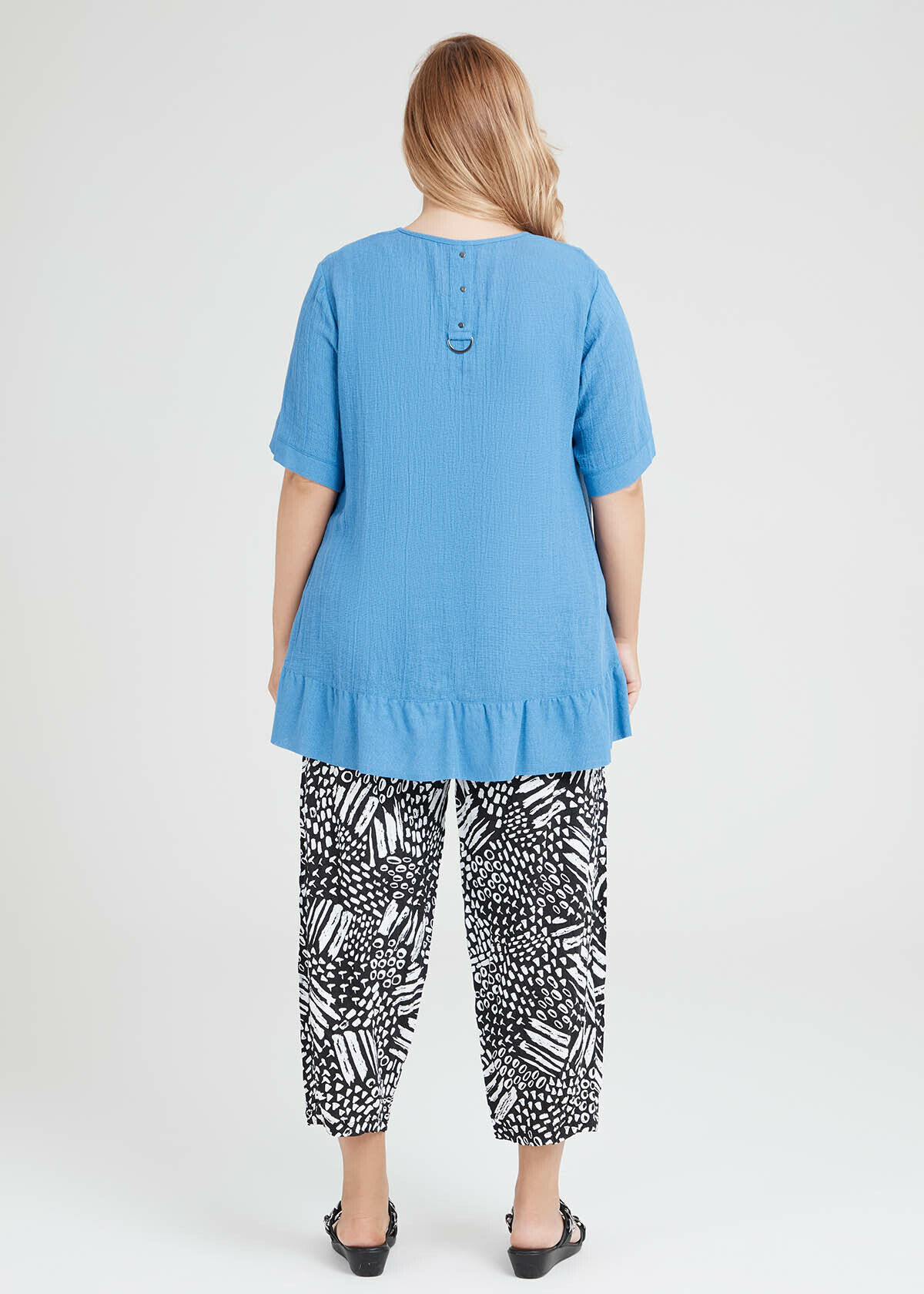 Shop Linen Gauze Breezy Top in Blue in 