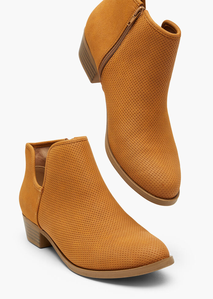 Side Cut Ankle Boot, , hi-res