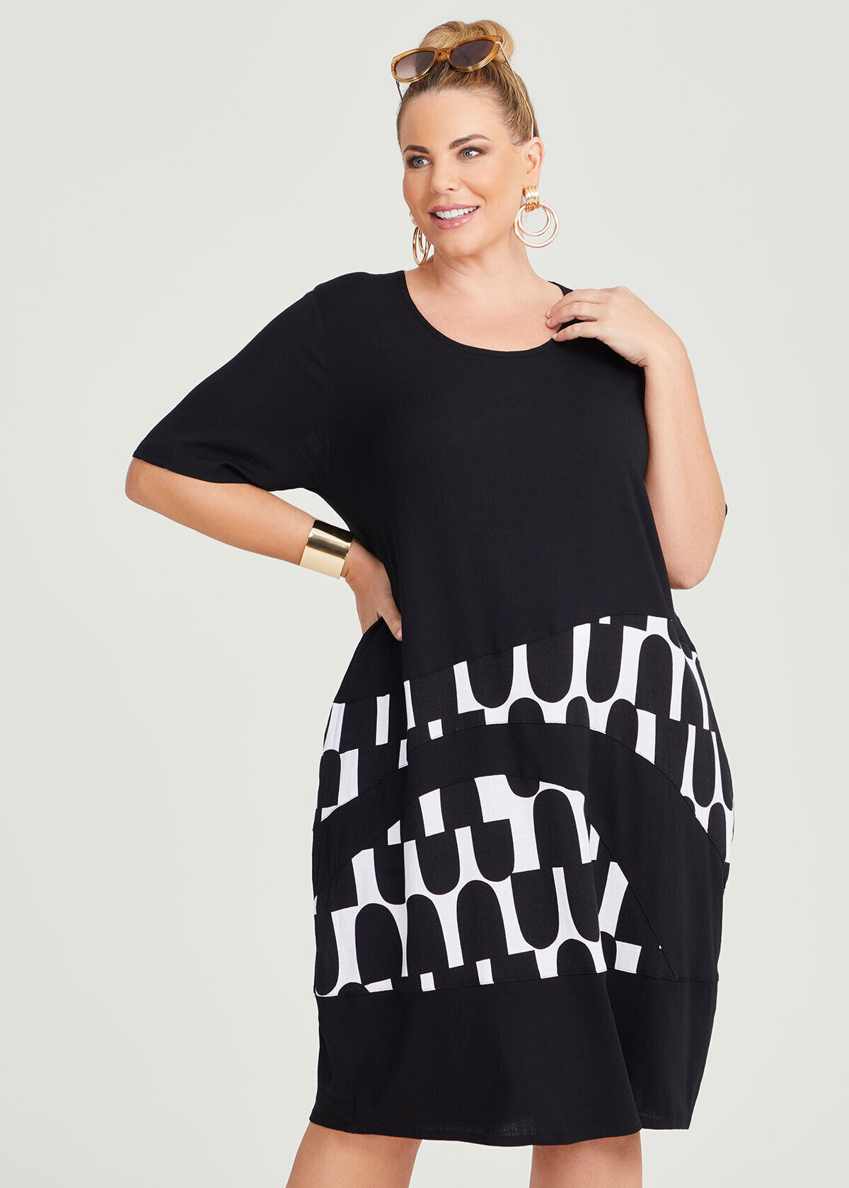 Plus size tulip best sale dress