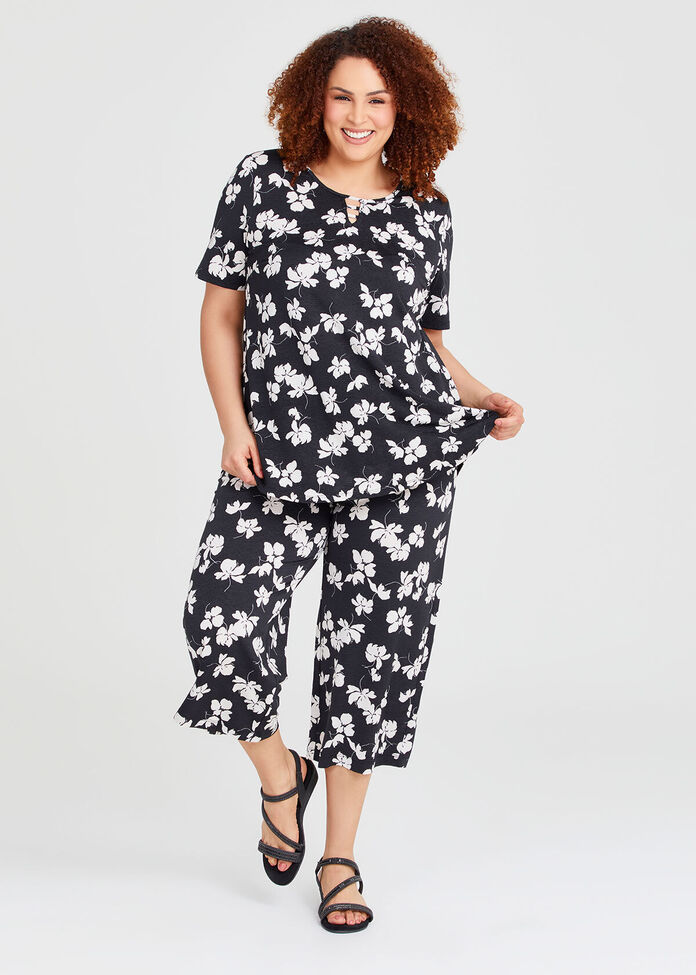 Scoop Neck Short Sleeve Top, , hi-res