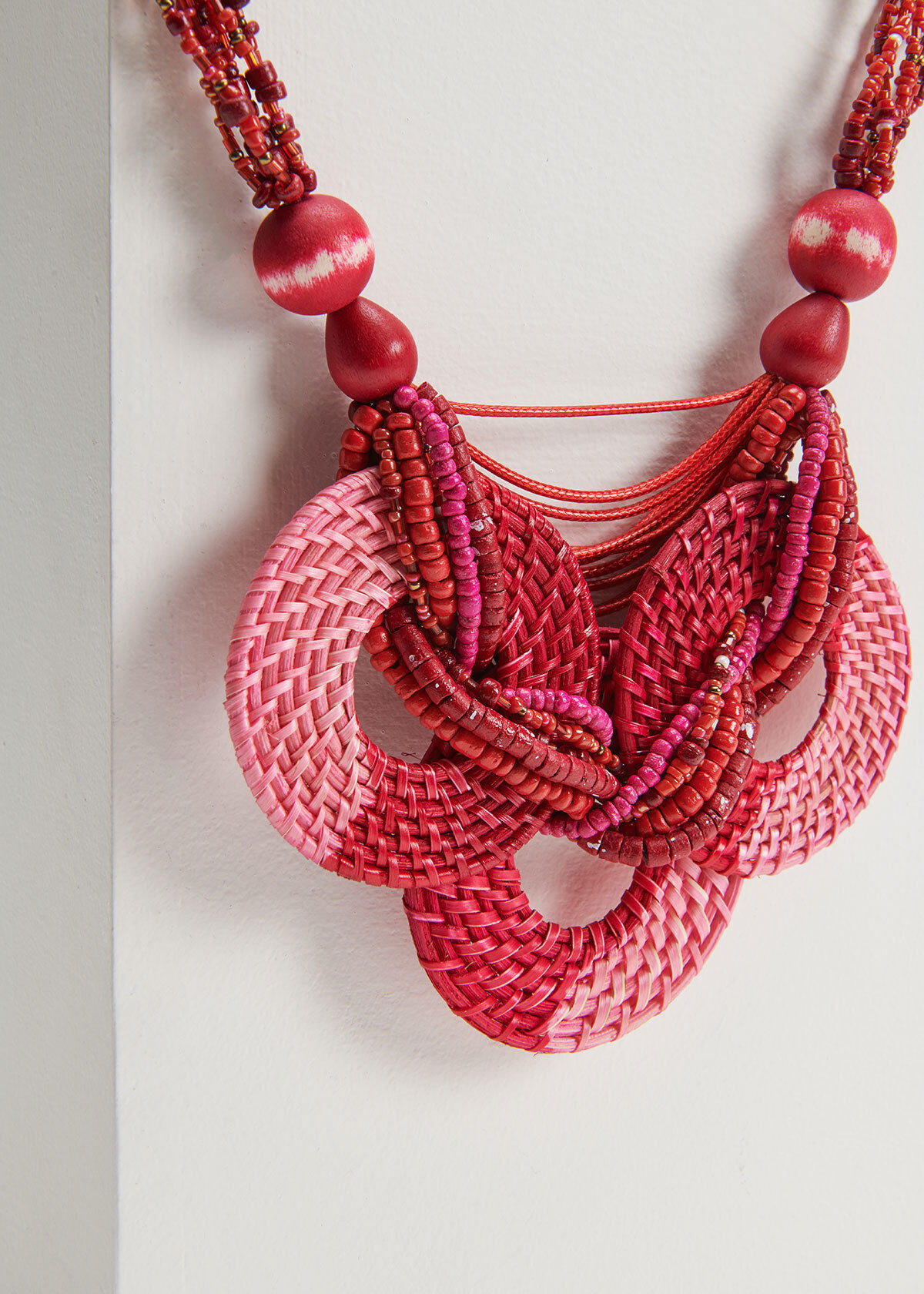 Raffia necklace hot sale