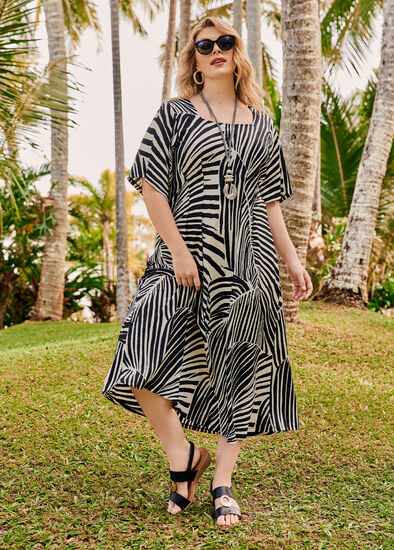 Plus Size Textured Abstract Leaf Dress