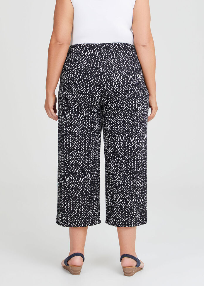 Shop Plus Size Geo Knit Culotte Pant in Black | Taking Shape AU