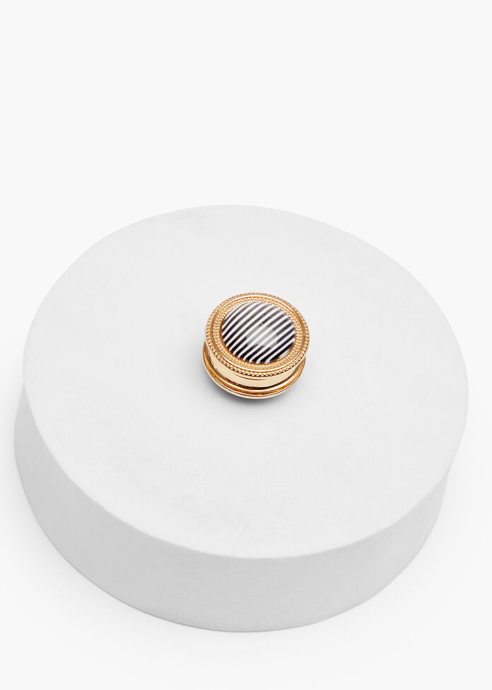 Wonder Clothes Magnet Brooch, , hi-res
