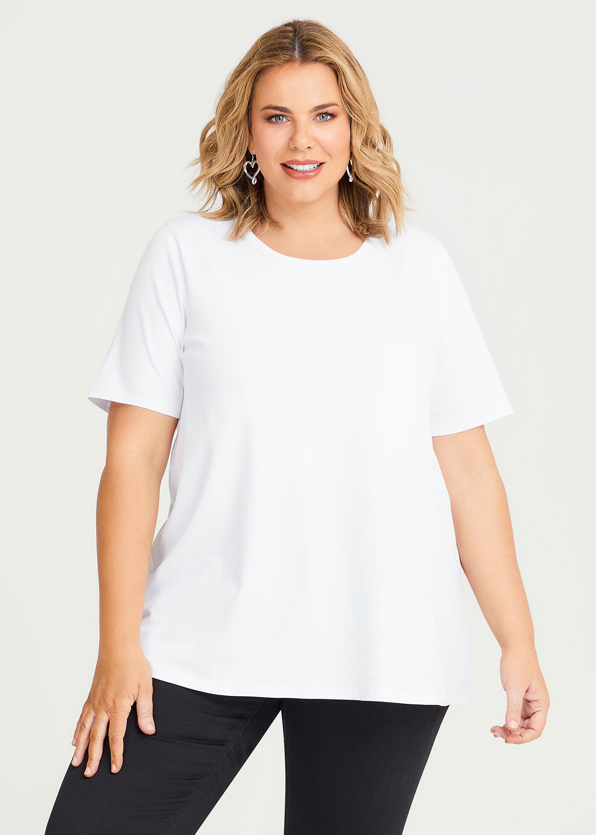 Plus size white top short sleeve top