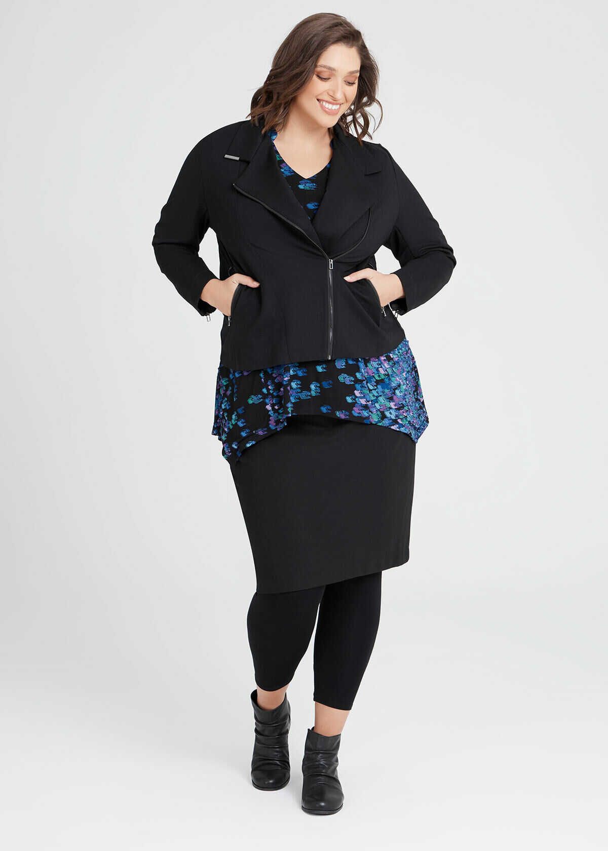 Bamboo Ponte Ivy Skirt in Black in 