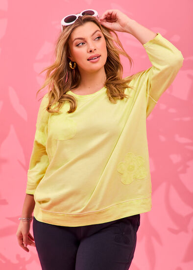 Plus Size Cotton Flower Applique Sweatshirt