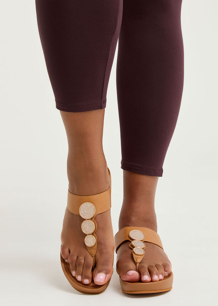 Round Bling Toe Post Sandal, , hi-res
