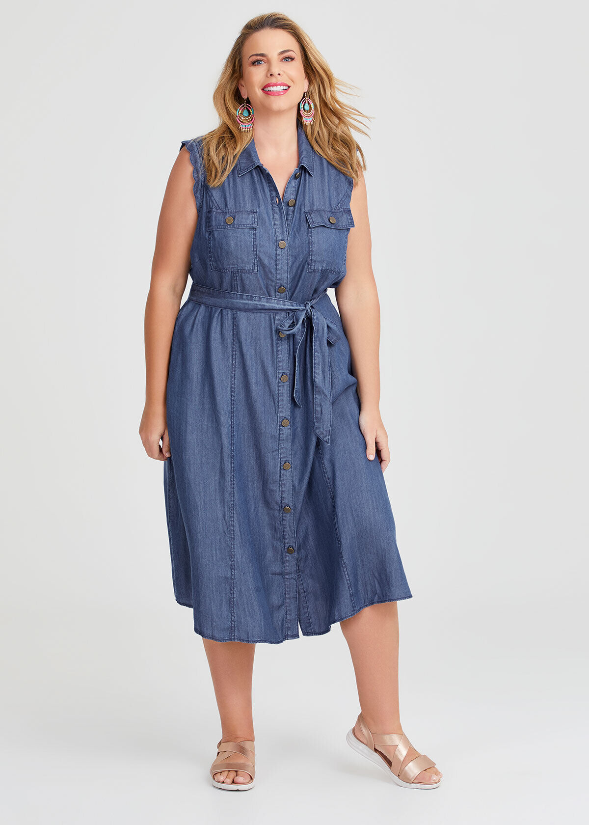 Shop Plus Size Chambray Sleevless Button Dress in Blue Taking Shape FI