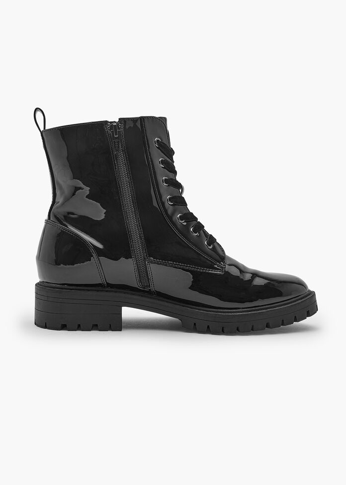 pervot lace up boot
