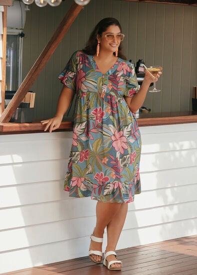 Plus Size Natural Getaway Floaty Dress