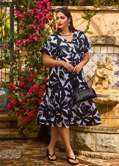 Plus Size Cotton Floral V-neck Dress