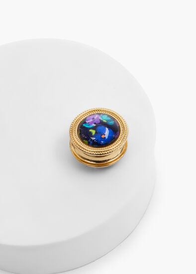 Wonder Clothes Magnet Brooch